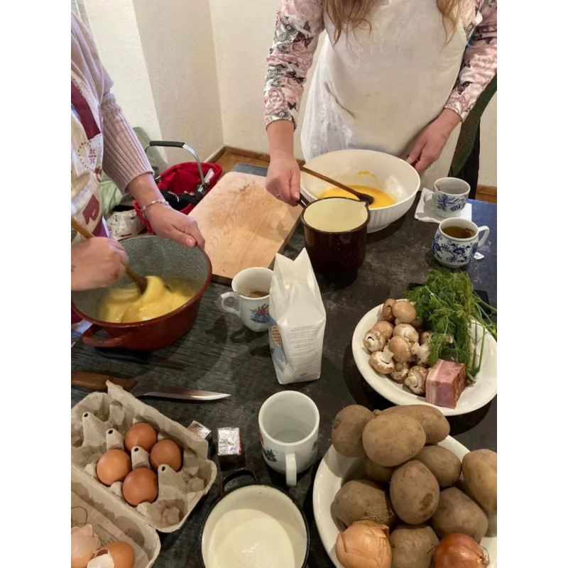 Dárkový poukaz na kurz zážitkového vaření ve staročeské kuchyni pro 2 osoby – náhled 4