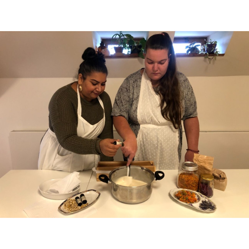 Dárkový poukaz na kurz ruční výroby mýdel pro 2 osoby – náhled 2