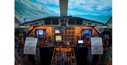 Dárkový poukaz na Let v simulátoru L410 – náhled 3