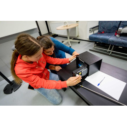 Dárkový poukaz na leteckou únikovku včetně využití leteckého simulátoru – náhled 4