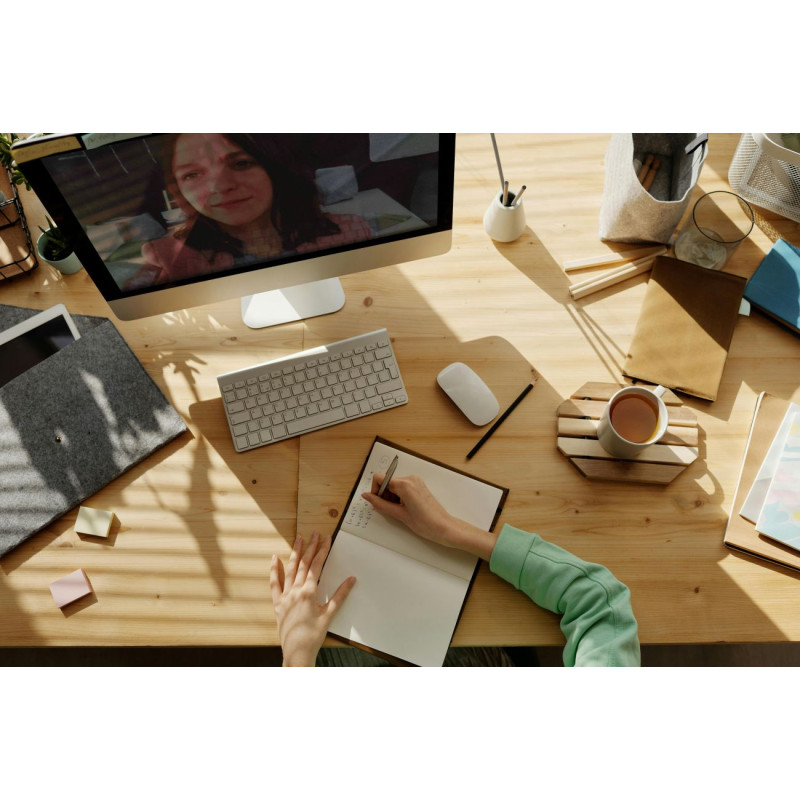 Dárkový poukaz na jazykový kurz online dle vlastního výběru – Darujpoukaz.cz