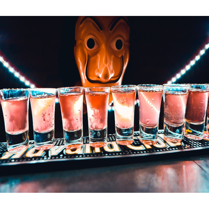 Dárkový poukaz na večerní zážitek v Ciao Bella Lounge Bar pro 4 osoby – náhled 3