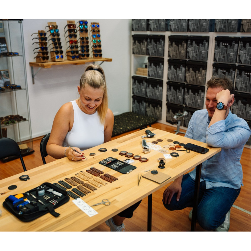 Dárkový poukaz na workshop výroby dřevěných hodinek TimeWood v Praze či Ostravě – náhled 10