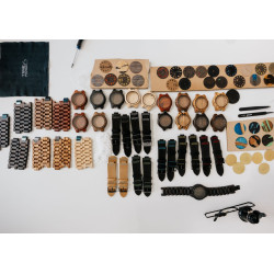 Dárkový poukaz na workshop výroby dřevěných hodinek TimeWood v Praze či Ostravě – náhled 12