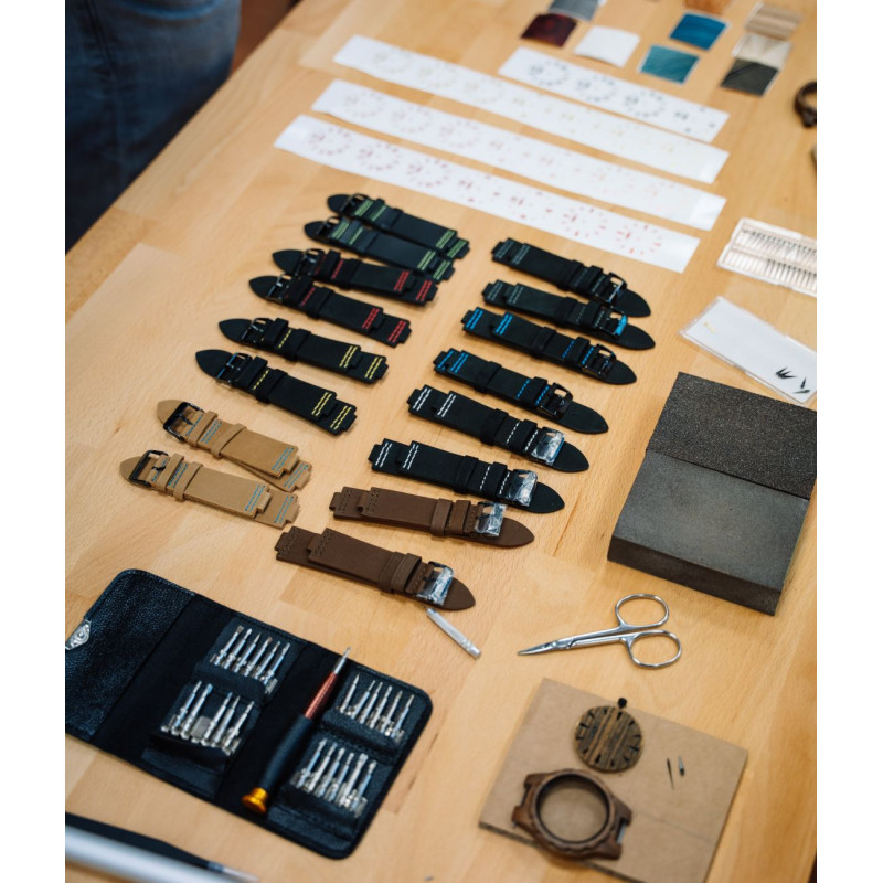 Dárkový poukaz na workshop výroby dřevěných hodinek TimeWood v Praze či Ostravě – náhled 15