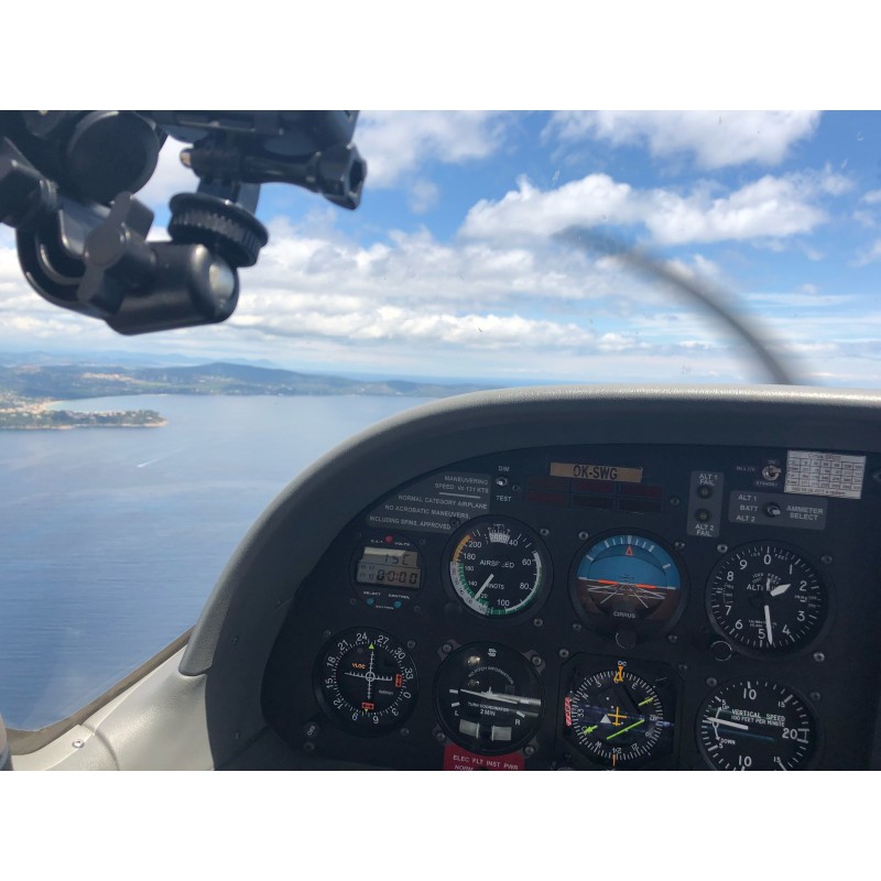 Dárkový poukaz - pilotem na zkoušku + zdarma 2 spolucestující na let – náhled 2