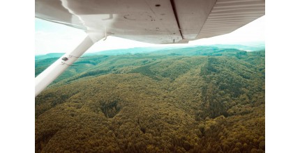 Vyhlídkový let CESSNA 207: Pálava, Lednice  - 45 min