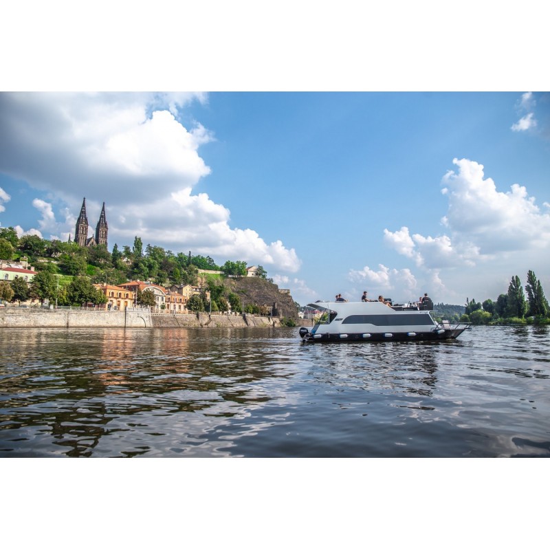 Dárkový poukaz na Privátní plavbu po Vltavě na luxusní jachtě - 3 hod – náhled 2