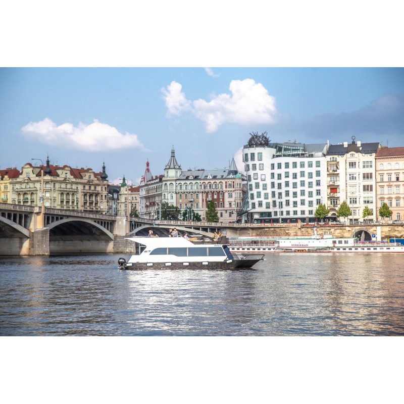 Dárkový poukaz na Privátní plavbu po Vltavě na luxusní jachtě - 3 hod – náhled 11