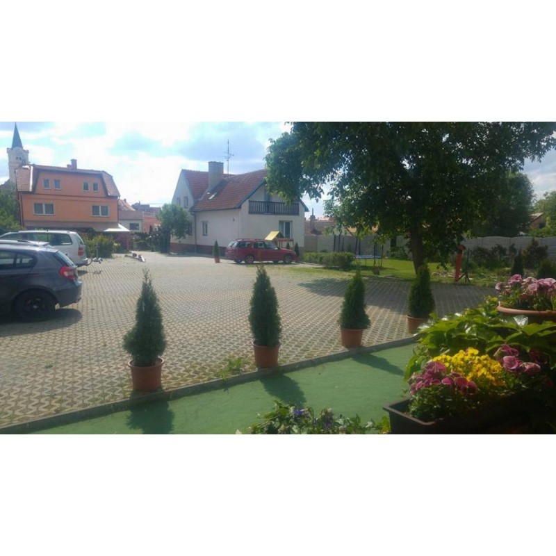 Dárkový poukaz na ubytování pro dva s polopenzí a degustací vína – náhled 7