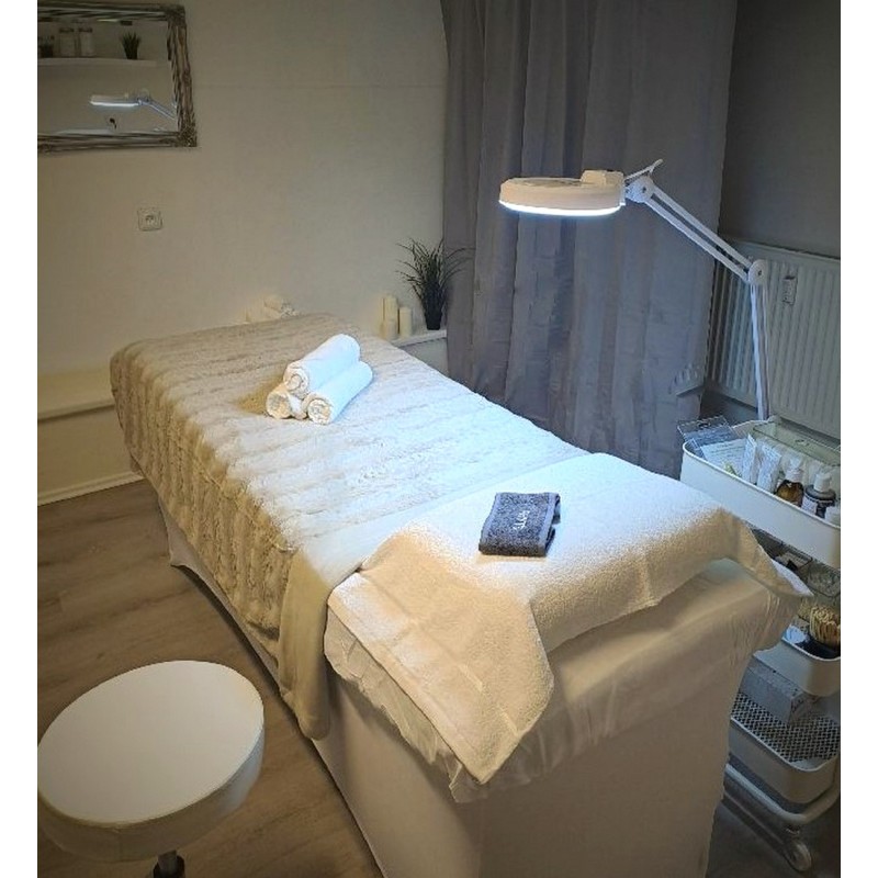 Dárkový poukaz na kosmetické ošetření včetně dekoltu - 90 minut – náhled 4