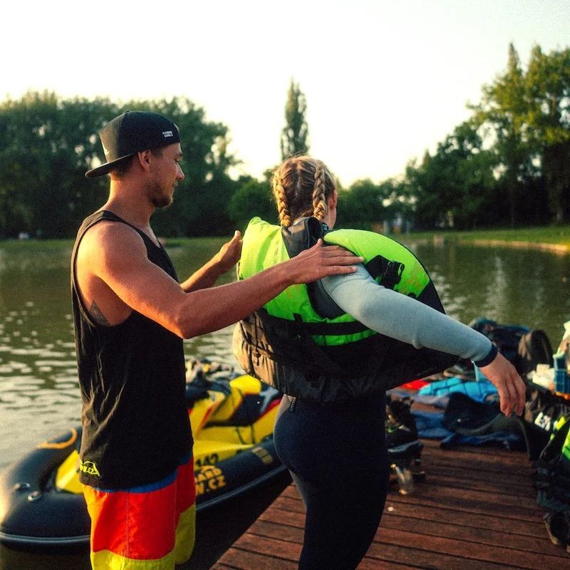 Dárkový poukaz na Let na Flyboardu s profesionály – náhled 5