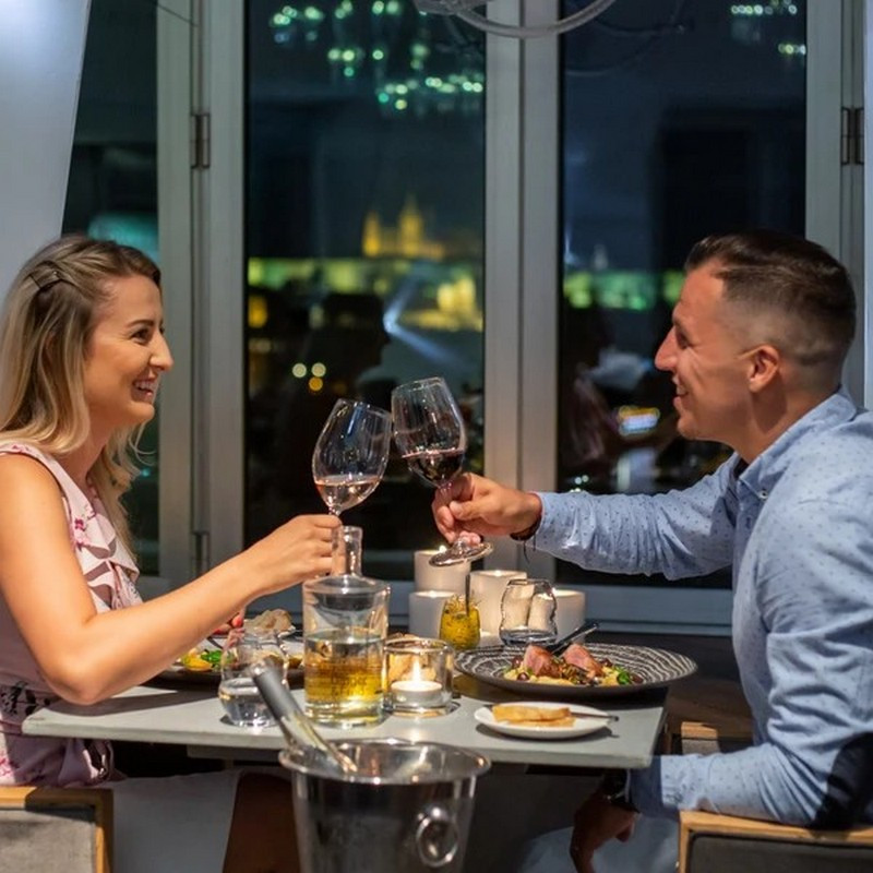 Dárkový poukaz na degustační 5 chodové menu v Tančícím domě – náhled 9