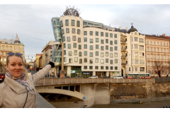 VELKÁ recenze na hotel Dancing House v Tančícím domě