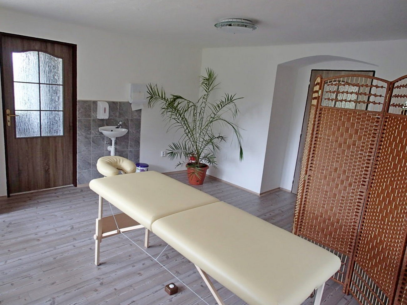 Dárkový poukaz na Breussovu masáž páteře se zábalem zad a masáží chodidel - balíček Dokonalý relax