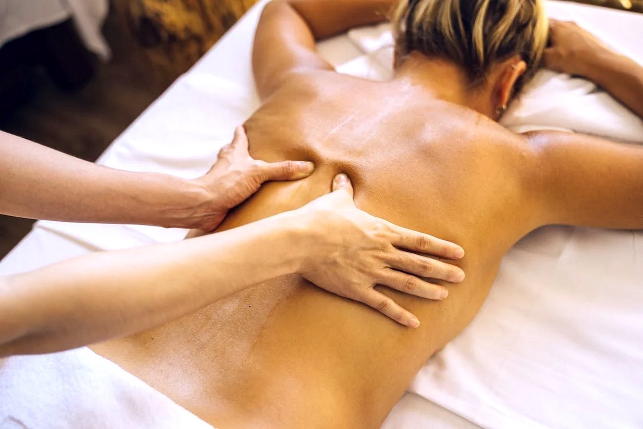 Dárkový poukaz na relaxační masáž s drbáním zad pro opravdové požitkáře
